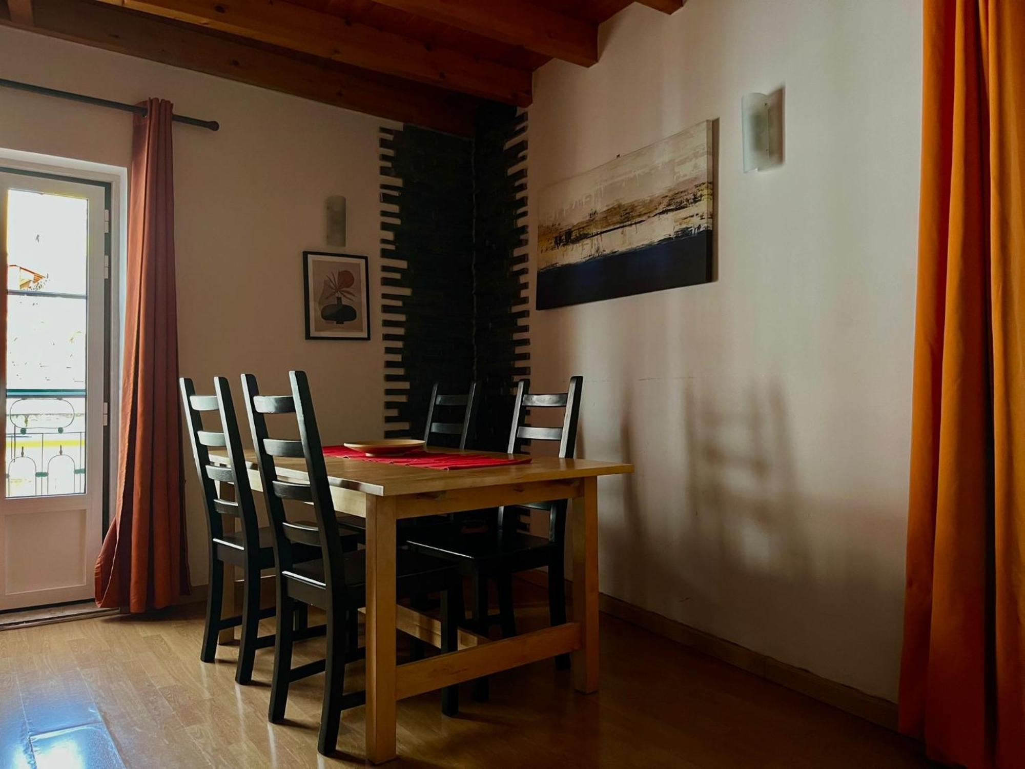 2 Bedroom, 2 Bathroom Apartment - Travessa Da Madalena Lisboa المظهر الخارجي الصورة